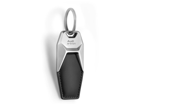 Audi Schlüsselanhänger Leder e-tron